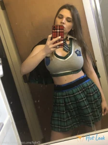 5849823