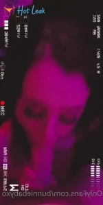 4985676