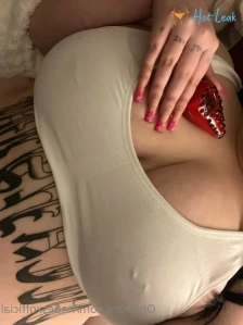 5632774
