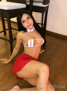 10896573