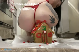 5856053