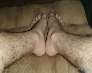 5855825