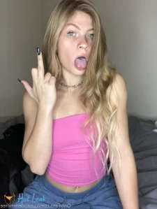 5623359