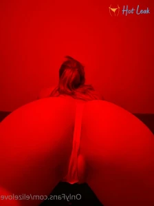 5587949