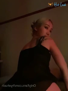 1484676