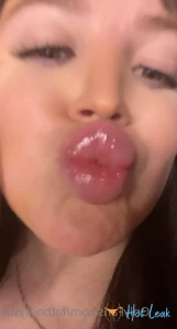 10578348