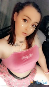 5571888