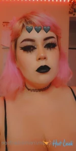 5723144