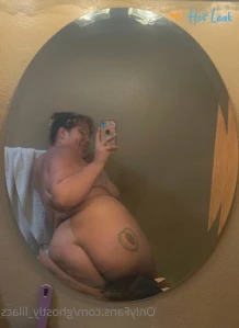 5595979