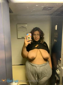 5596098