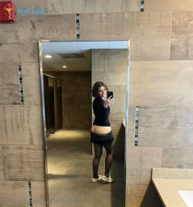 5587555