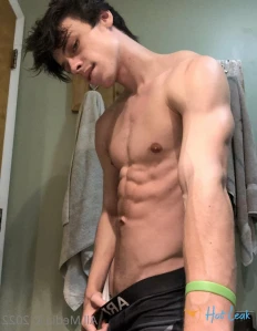 5458051