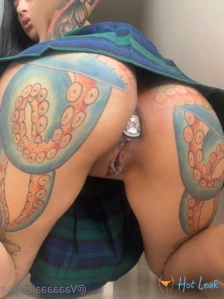 5739394