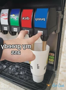 5587943