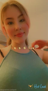 5577359