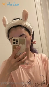 5738570