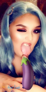 5724986