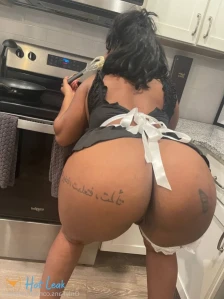 5556228