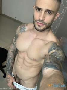 5668466