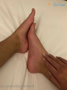 5733871