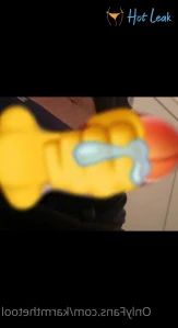 5645819
