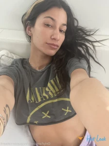 5637105