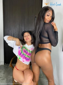 5637287