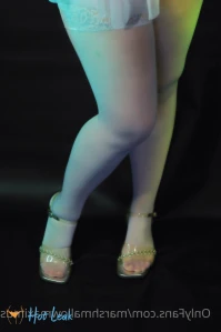 10850935