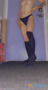 4650235