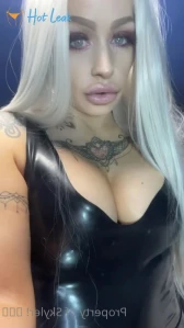 10566770