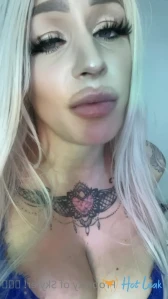 10566802