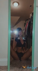 543937