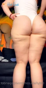 10564150