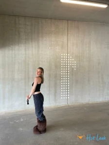5338352