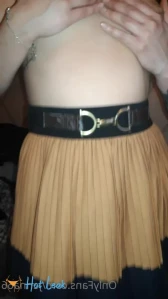 1525408