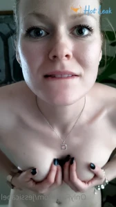 1403075