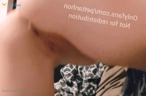 5285798