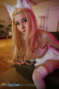 10703738