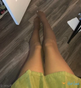 5318561