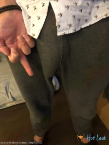 5263977
