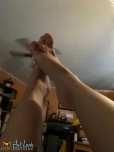 7830976