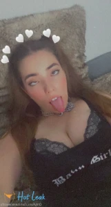 5273576