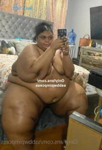 4998401