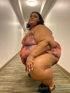 4998423