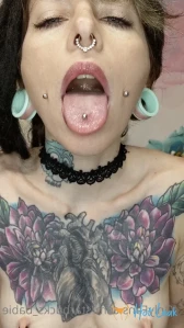5379623