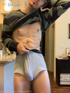 4992621