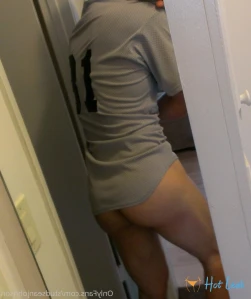 4991610