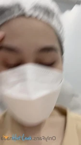 1403596