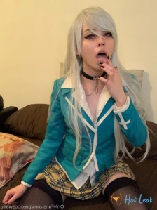 4981667