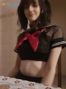 10559084